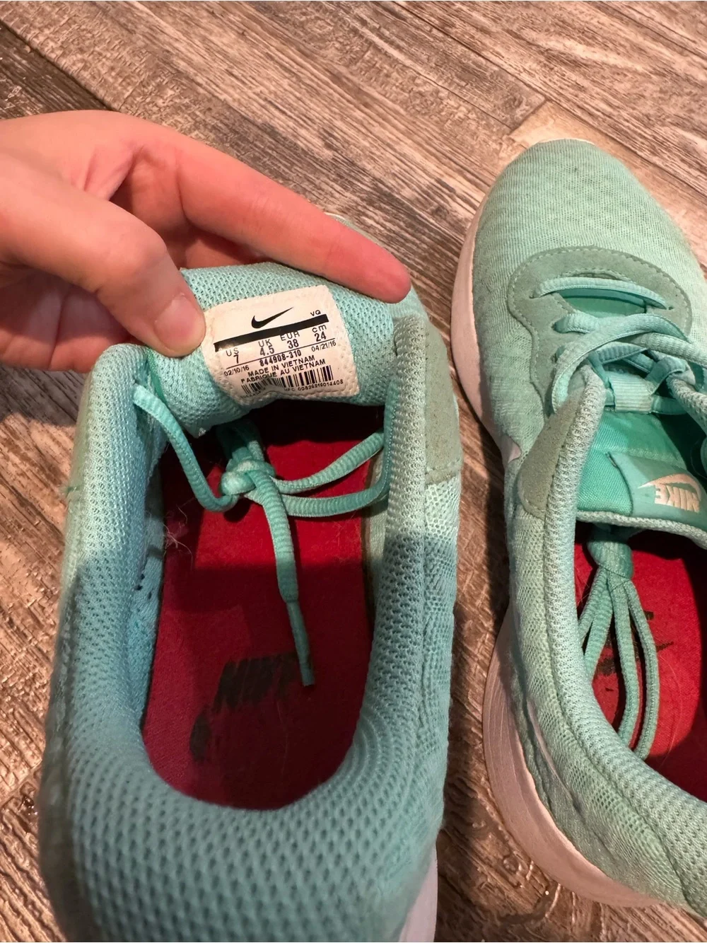 Nike Women's Mint Green Mesh Running Sneakers